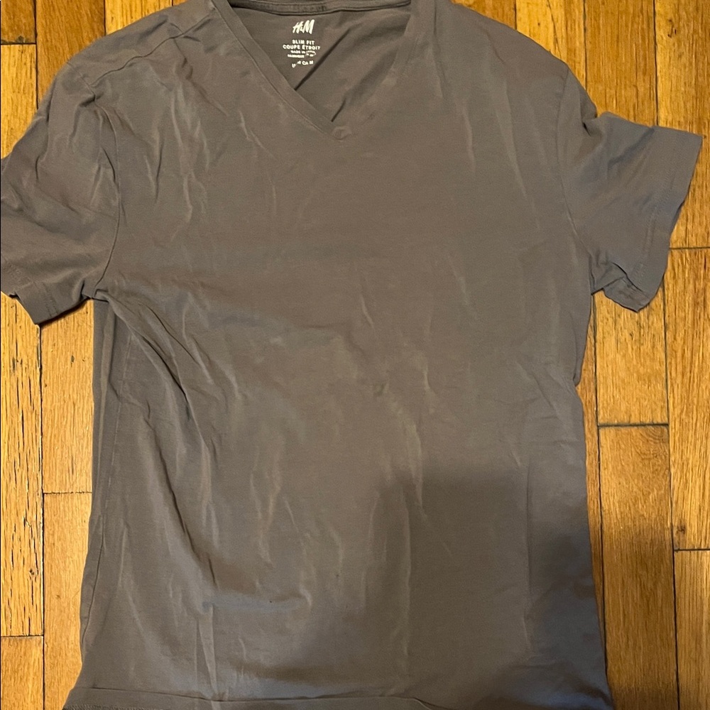 H&M Men's Charcoal V-Neck Tee